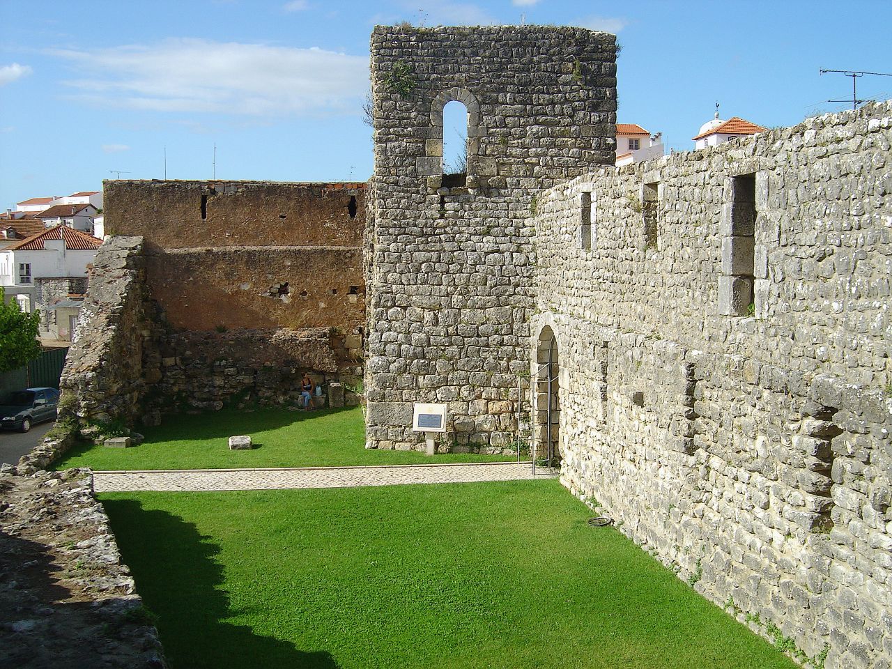 Imagem de referência de Castelo de Soure, descrito nos dados abertos como castelo em Soure, Portugal