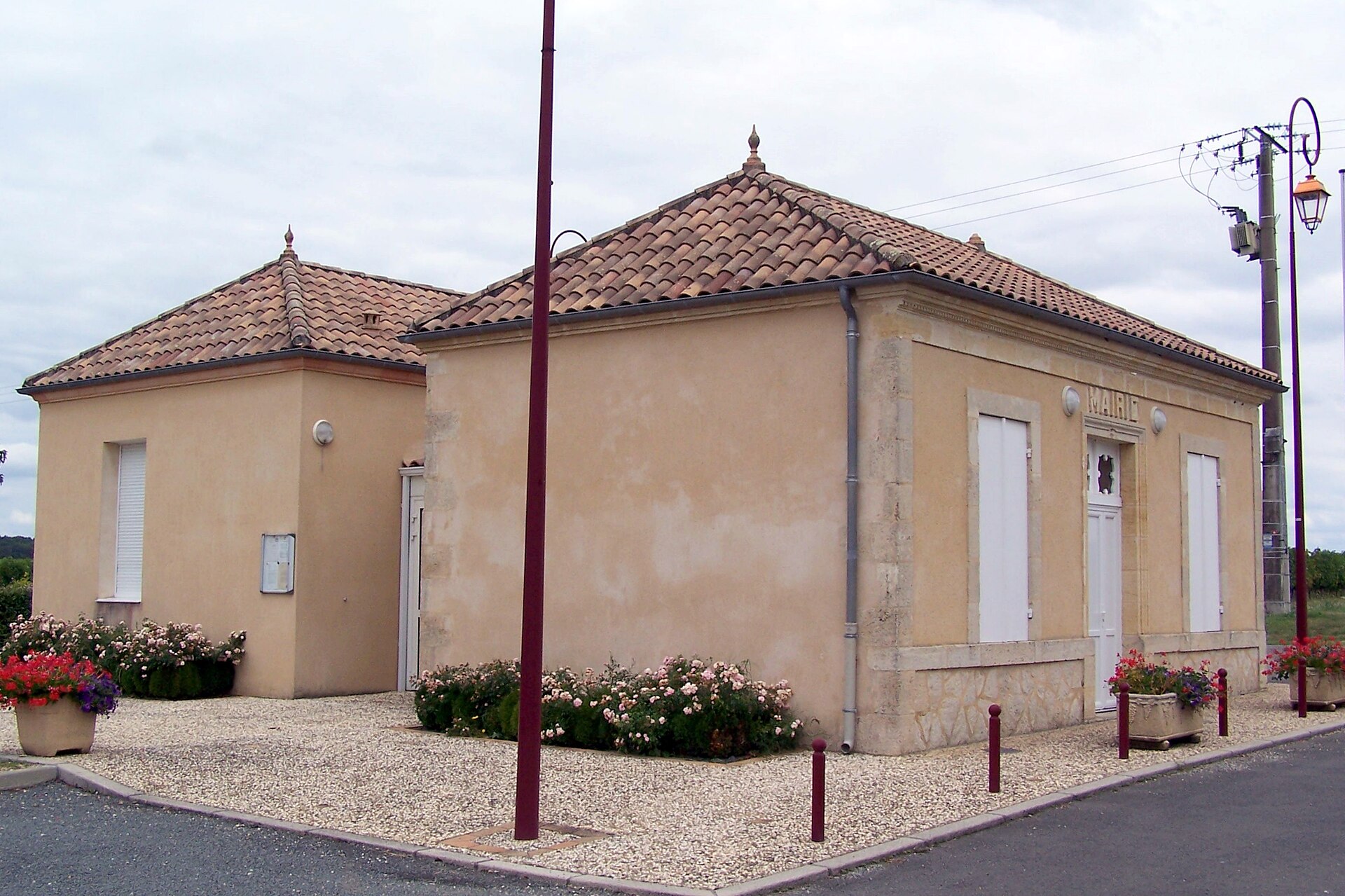 Imagem de referência de Landerrouet-sur-Ségur, descrito nos dados abertos como comuna francesa