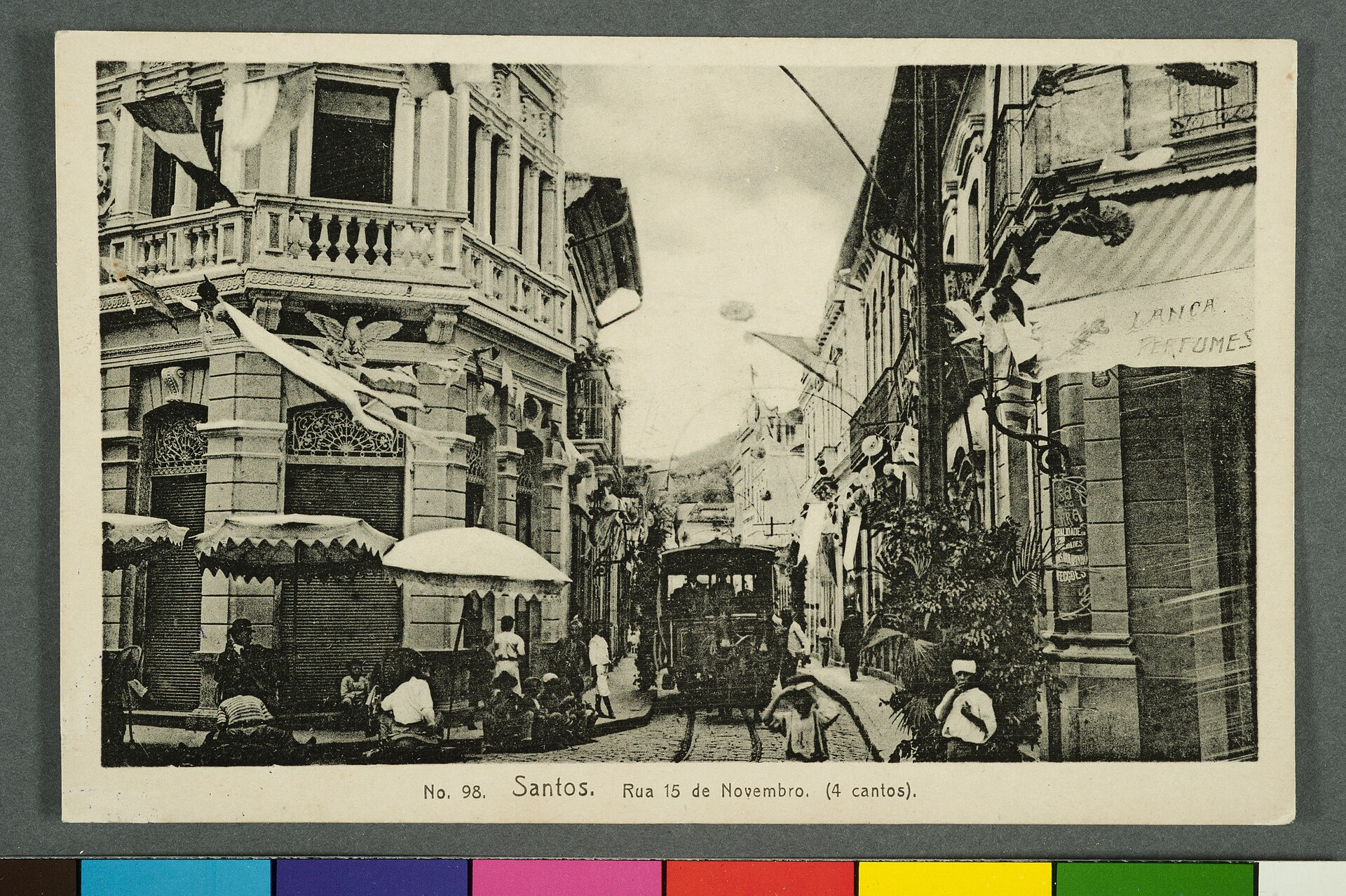 Imagem de referência de No. 98. Santos. Rua 15 de Novembro. (4 Cantos), descrito nos dados abertos como item da Coleção Cartões Postais, no Museu Paulista