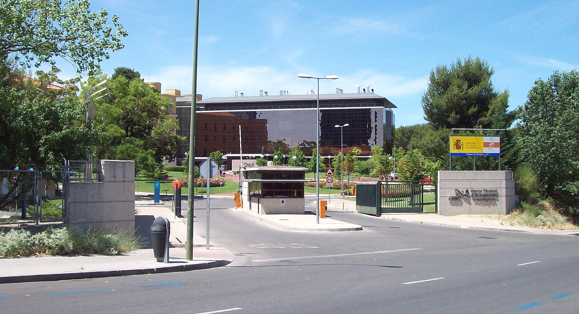 Imagem de referência de Centro Nacional de Investigação Oncológica, descrito nos dados abertos como centro espanhol de investigação oncológica