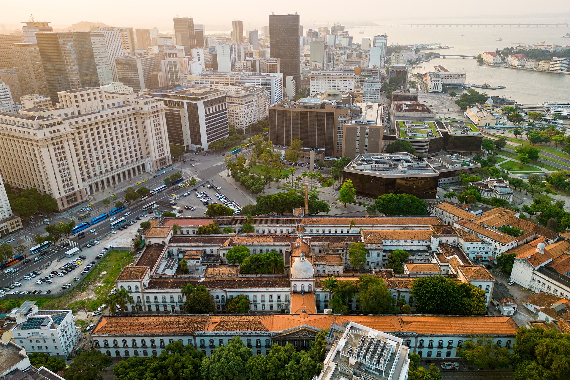 Imagem de referência de Santa Casa de Misericórdia do Rio de Janeiro, descrito nos dados abertos como hospital no Rio de Janeiro