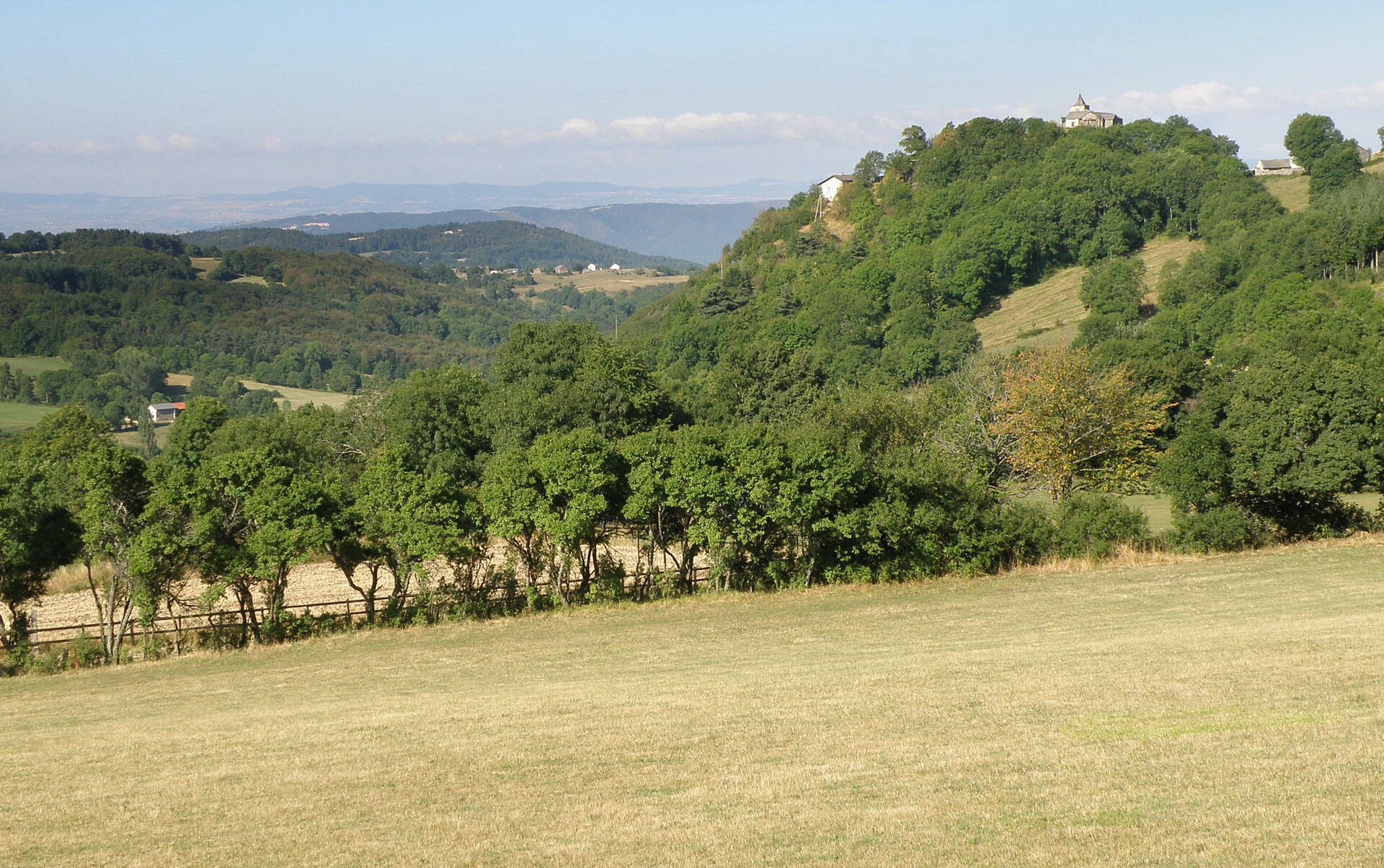Imagem de referência de Saint-Julien-du-Pinet, descrito nos dados abertos como comuna francesa