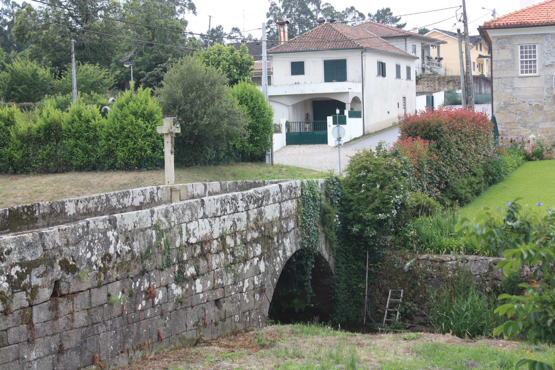 Imagem de referência relacionada a São Pedro da Torre, item descrito como povoação portuguesa sede da Freguesia de São Pedro da Torre, no Município de Valença