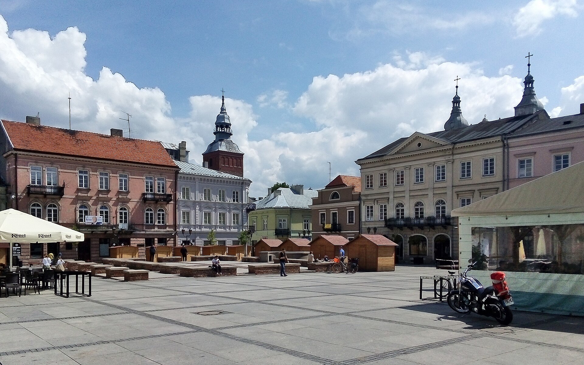 Imagem de referência relacionada a Piotrków Trybunalski, item descrito como cidade na atual Polônia