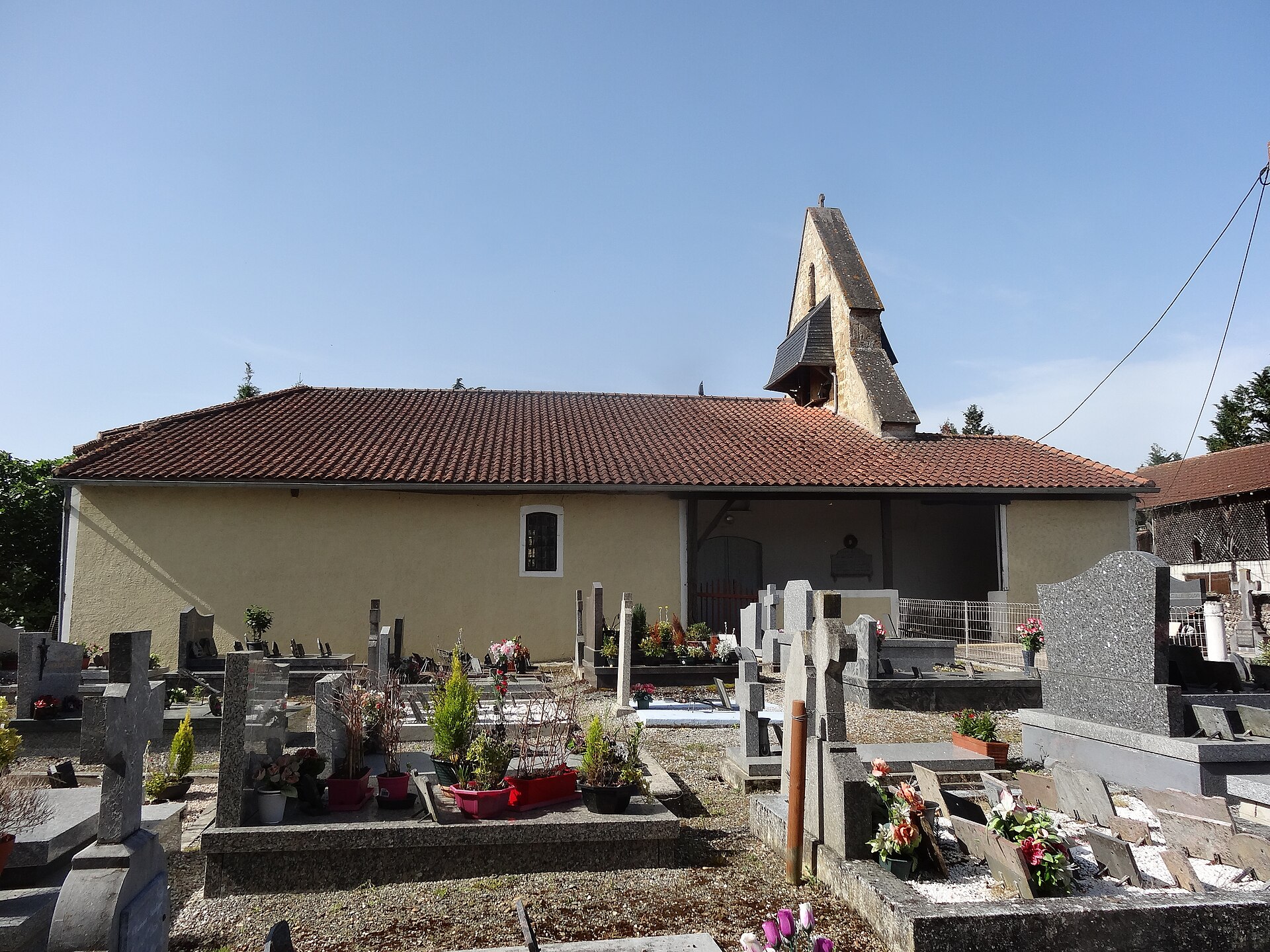 Imagem de referência de Saint-Ost, descrito nos dados abertos como comuna francesa