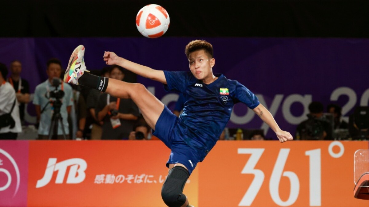 Myanmar vence primeiro ouro dos Jogos Asiáticos no teqball enquanto o lendário espanhol Puyol observa