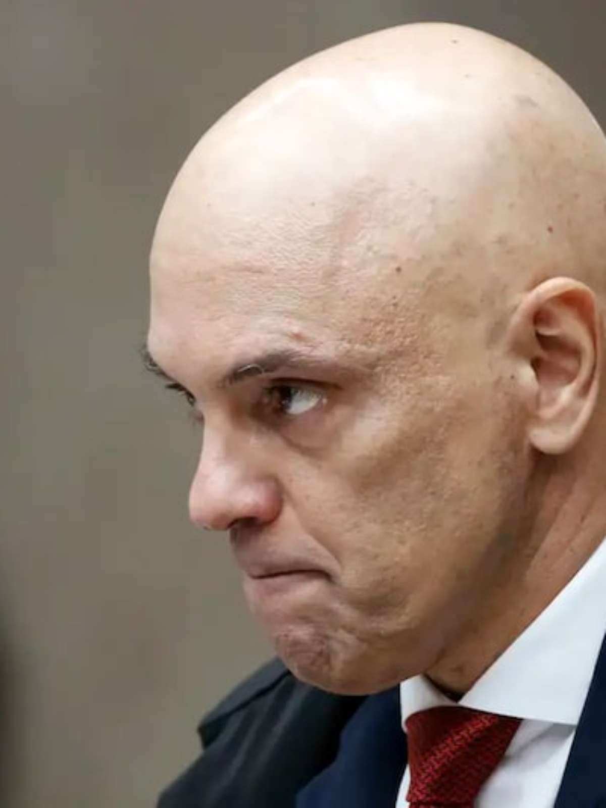 Relembre os principais pontos das mensagens de Vorcaro a Moraes em relatório da PF que será analisado hoje pelo STF