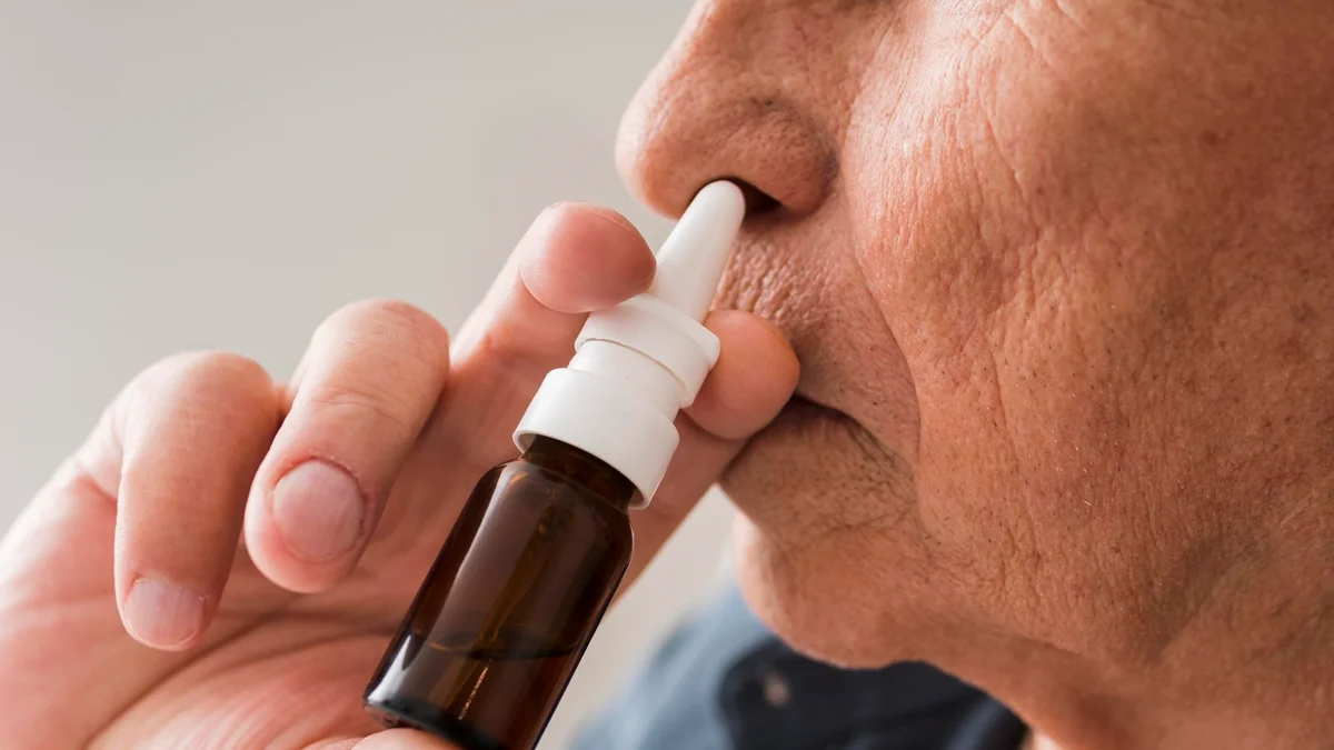 Spray nasal feito de placenta humana reduz efeitos de Alzheimer em animais