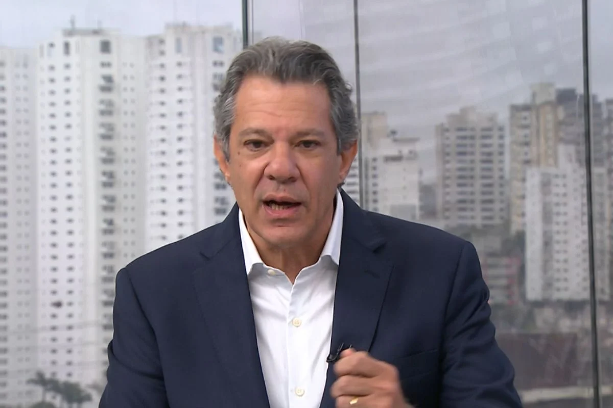 Haddad sobre rejeição em São Paulo: “Política está difícil para todo mundo”