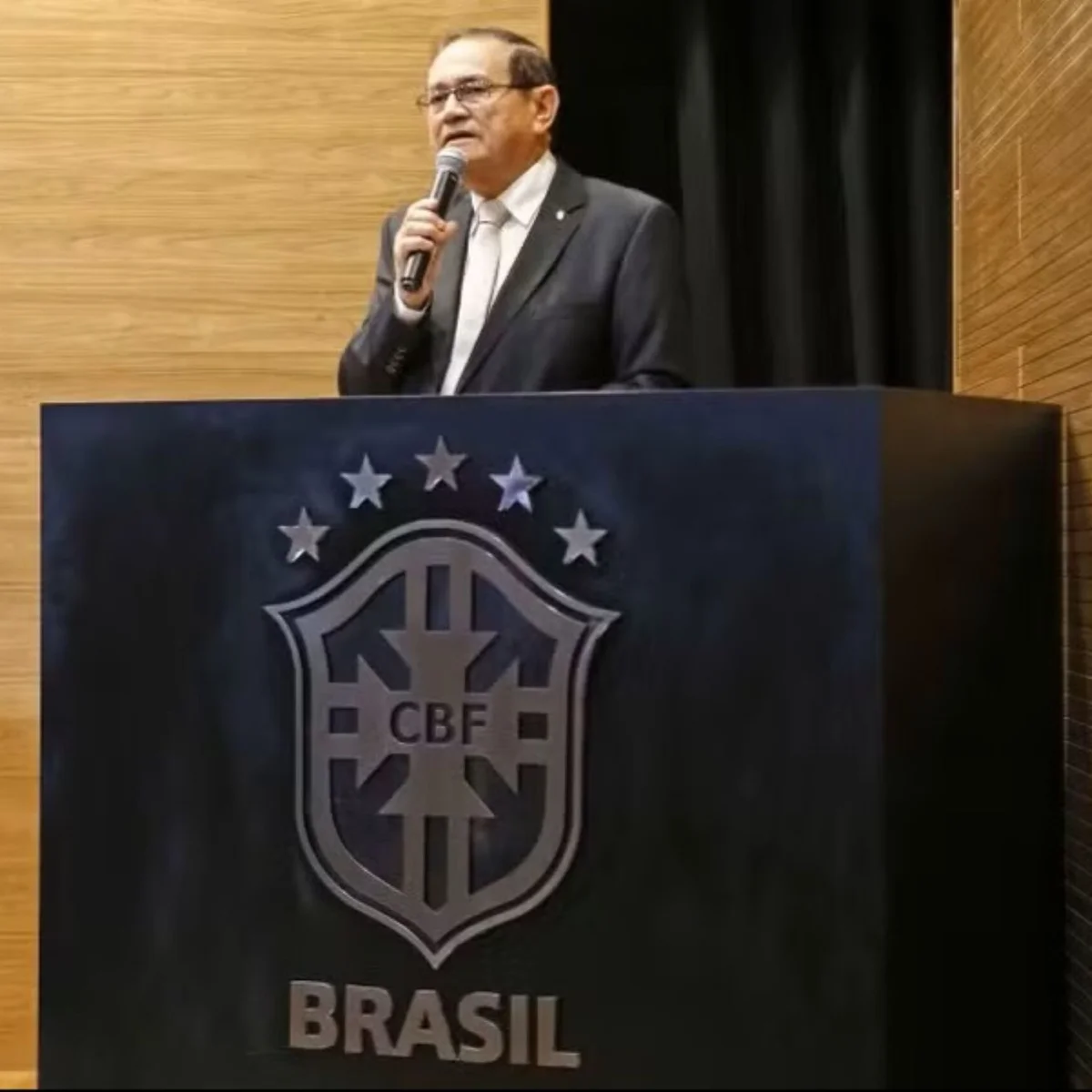 Morre ex-presidente da CBF, Coronel Antônio Carlos Nunes, aos 87 anos