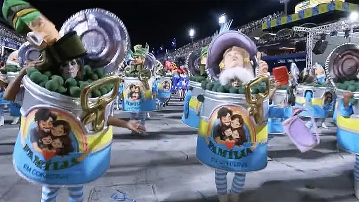 TSE reconhece admissibilidade de ação de Flávio contra Lula por desfile de escola de samba