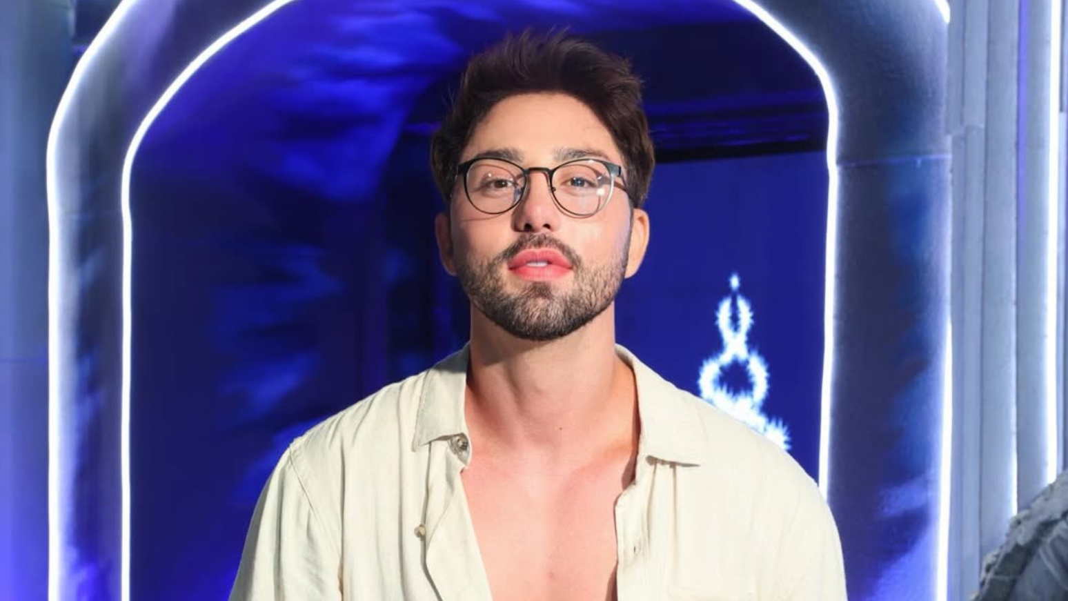 Rico Melquiades relata v&iacute;cio em rem&eacute;dios