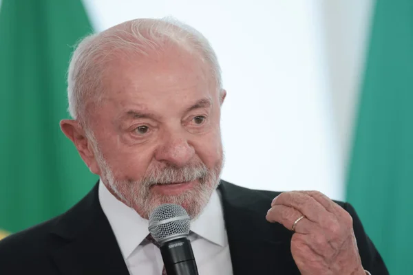 A orientação da campanha de Lula à militância após o julgamento de Moraes - destaque galeria