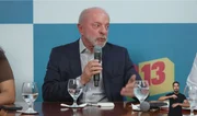 Presidente Lula durante live para apoiadores neste domingo (13/9)