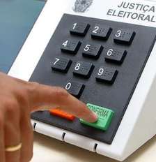 Imagem da matéria: Datafolha: Lula e Flávio Bolsonaro empatam tecnicamente no 1º e 2º turno