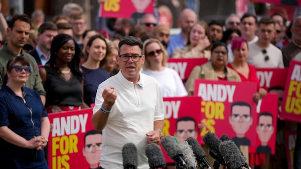 Andy Burnham tem razão ao resistir à tentação de convocar uma eleição antecipada no Reino Unido.
