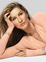 Imagem da matéria: Revelado nome de modelo que colocou vidro em sapato de Gisele Bündchen
