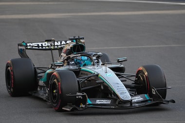 F1: Russell domina o dia de treinos livres para o GP do Azerbaijão; Bortoleto é o 14º