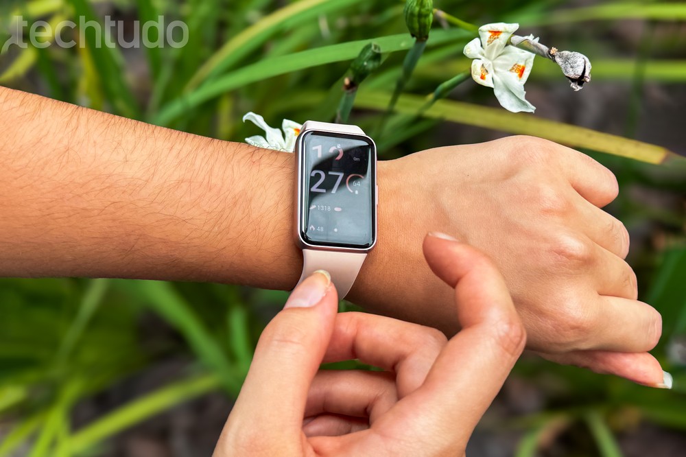Melhor smartwatch baratinho para comprar em setembro de 2026 — Foto: Letícia Rosa/TechTudo
