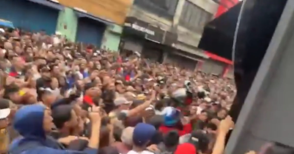Loja em SP anuncia TV a R$ 20 e inauguração causa tumulto no Brás: ‘Estou na fila há três dias’