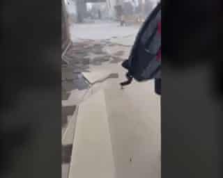 Por que os Houthis estão atacando aeroportos sauditas e como os mísseis conseguem penetrar?