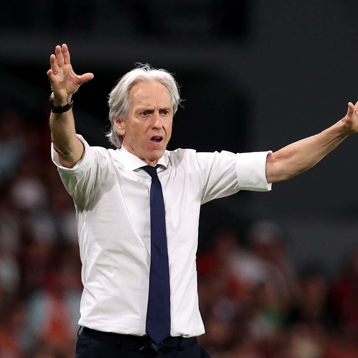 Jorge Jesus deve tomar atitude definitiva sobre atrito com Cristiano Ronaldo, diz jornalista