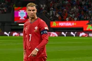Jorge Jesus aceita reunião de paz com Cristiano Ronaldo e Federação