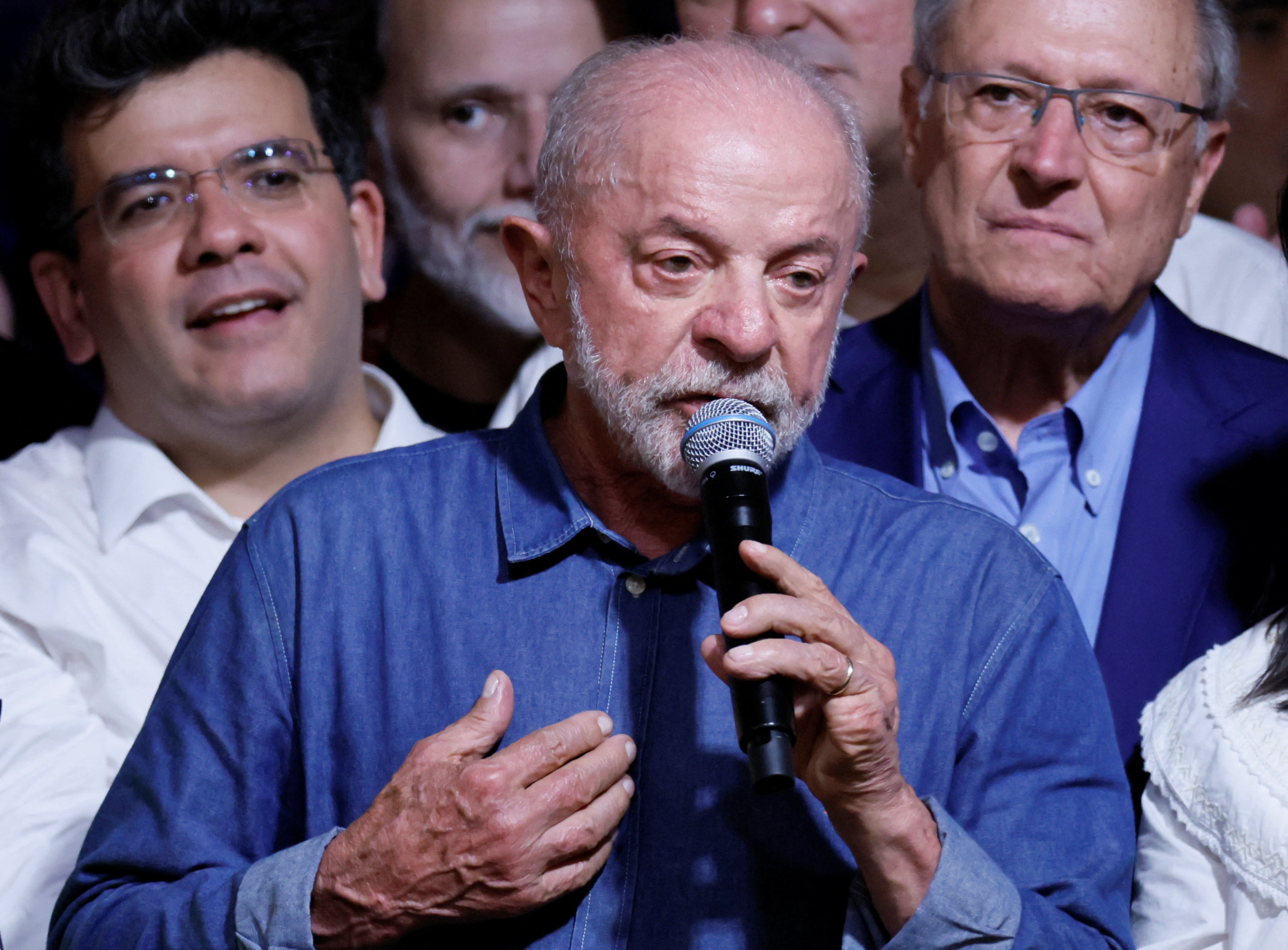 Lula diz que eleição foi derrota da mentira e defende regras para plataformas digitais