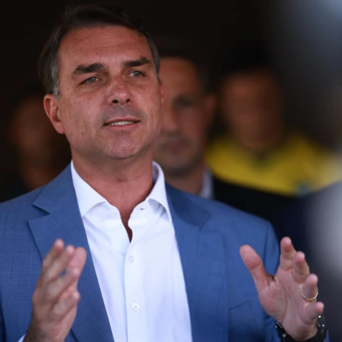Flávio critica PEC da 6x1 e volta a defender regime por hora: "Liberdade"