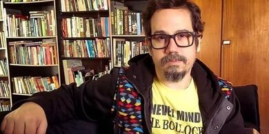 Laudo de Ricardo Spencer, cineasta encontrado morto, não tem sinais de violência ou drogas