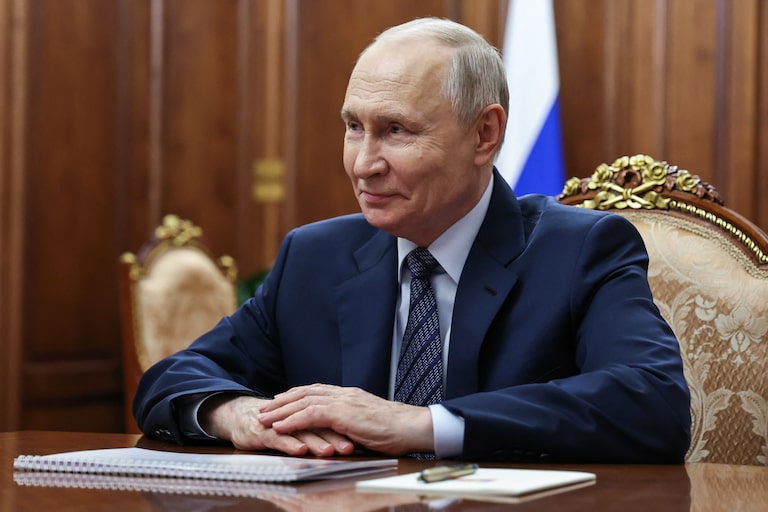 Putin diz ao Irã que Rússia está pronta para ajudar a mediar guerra no Oriente Médio