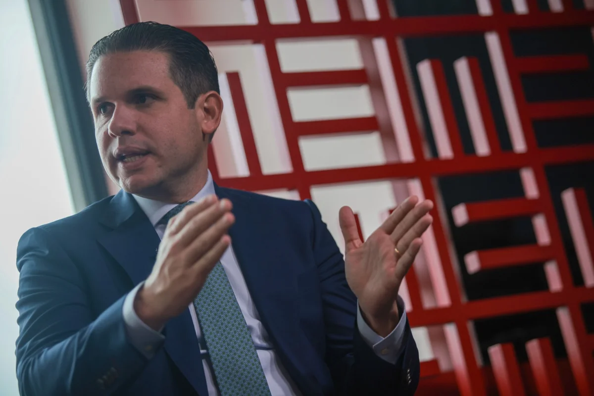 De mais votado em 2022, Hugo Motta perde 33 mil votos em 2026, na Paraíba