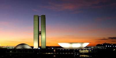 Fachada do Congresso Nacional: se proje&ccedil;&otilde;es se confirmarem, mulheres representar&atilde;o 27,1% dos 81 titulares do Senado Foto: Dida Sampaio/Estad&atilde;o / Estad&atilde;o