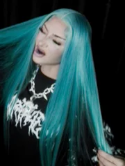 Kim Kardashian recria visual da filha North West em fantasia de Halloween
