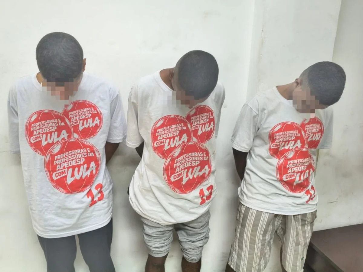 PM vai investigar ação de agentes em prisão de jovens com camisas de Lula