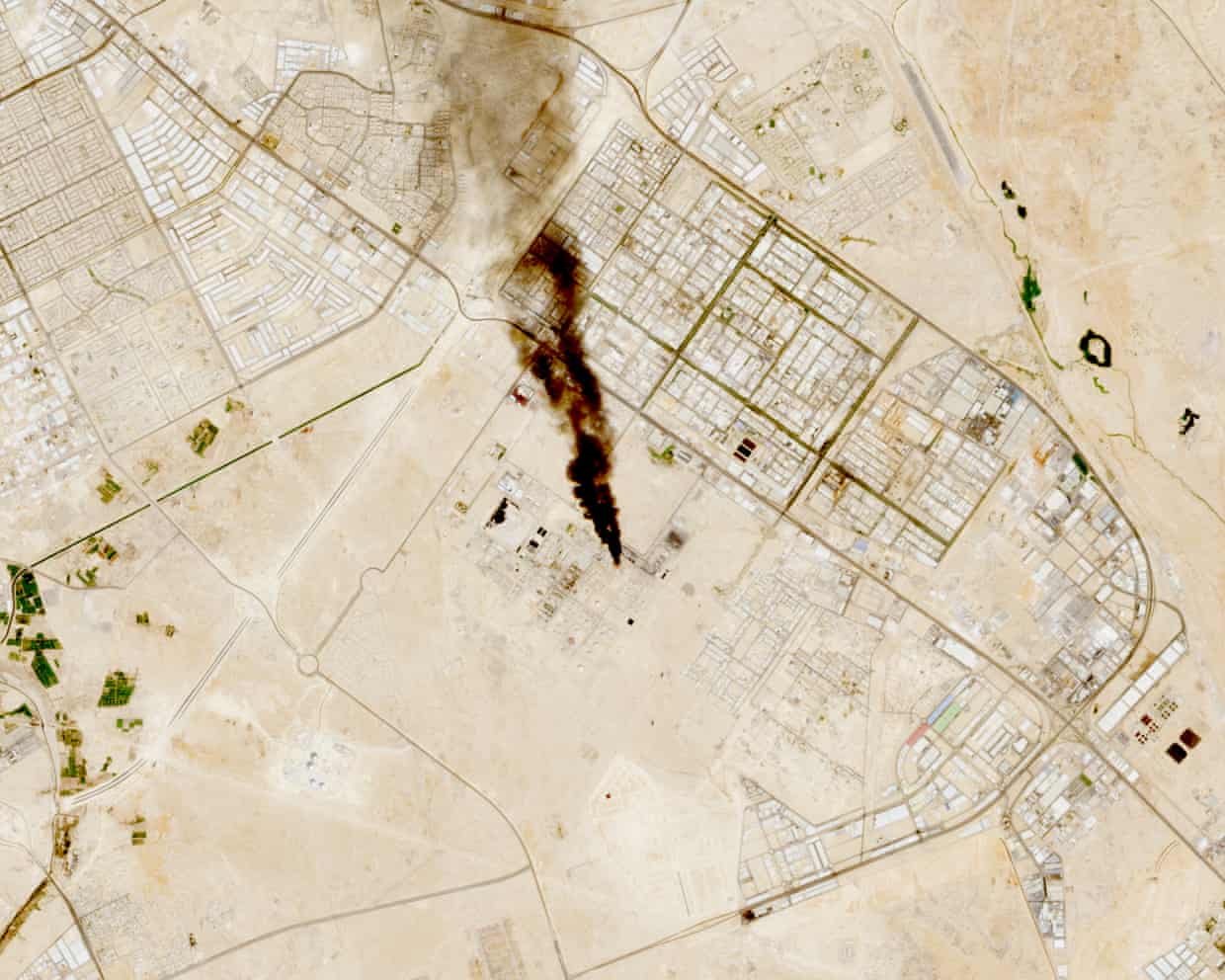 Por que os Houthis estão atacando aeroportos sauditas e como os mísseis conseguem penetrar?