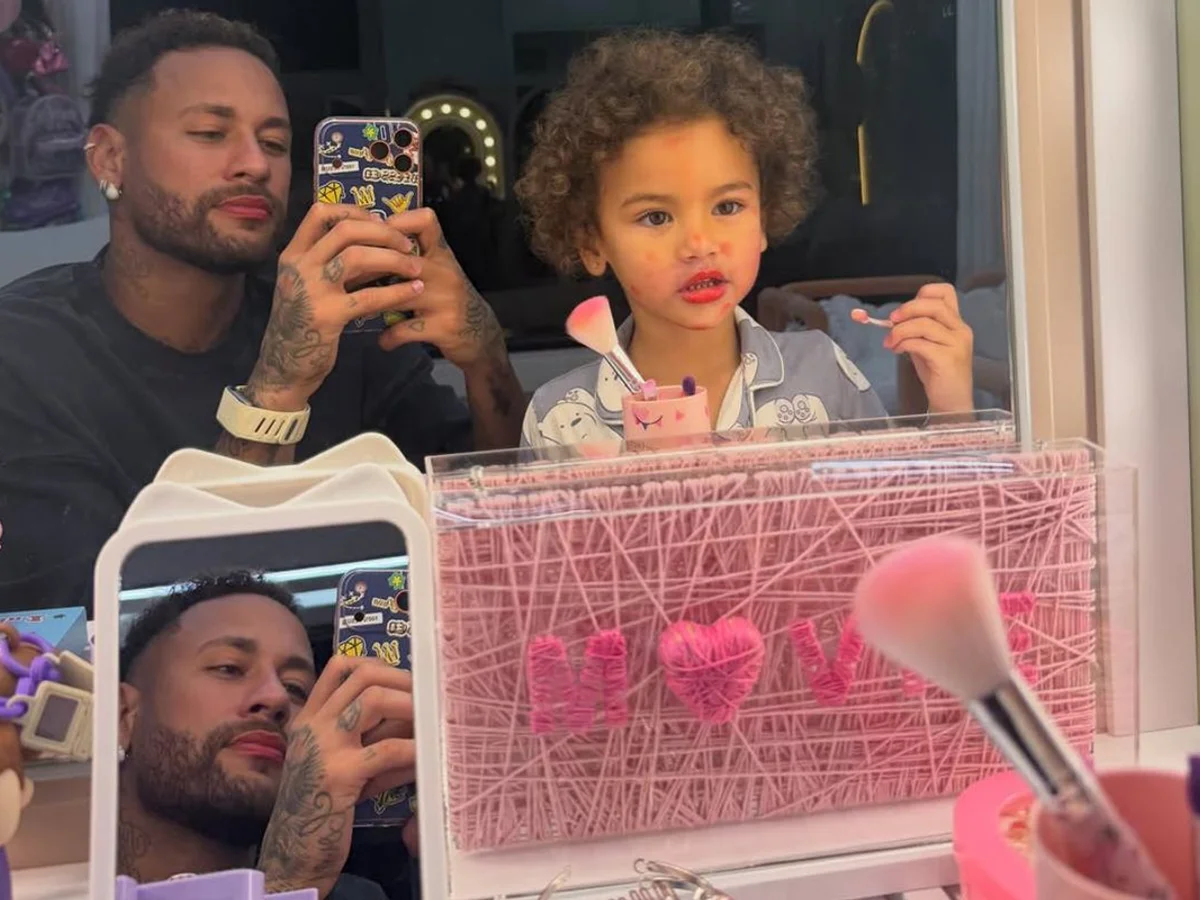 Neymar homenageia Mavie no dia do aniversário da filha: "Alegra o meu dia"
