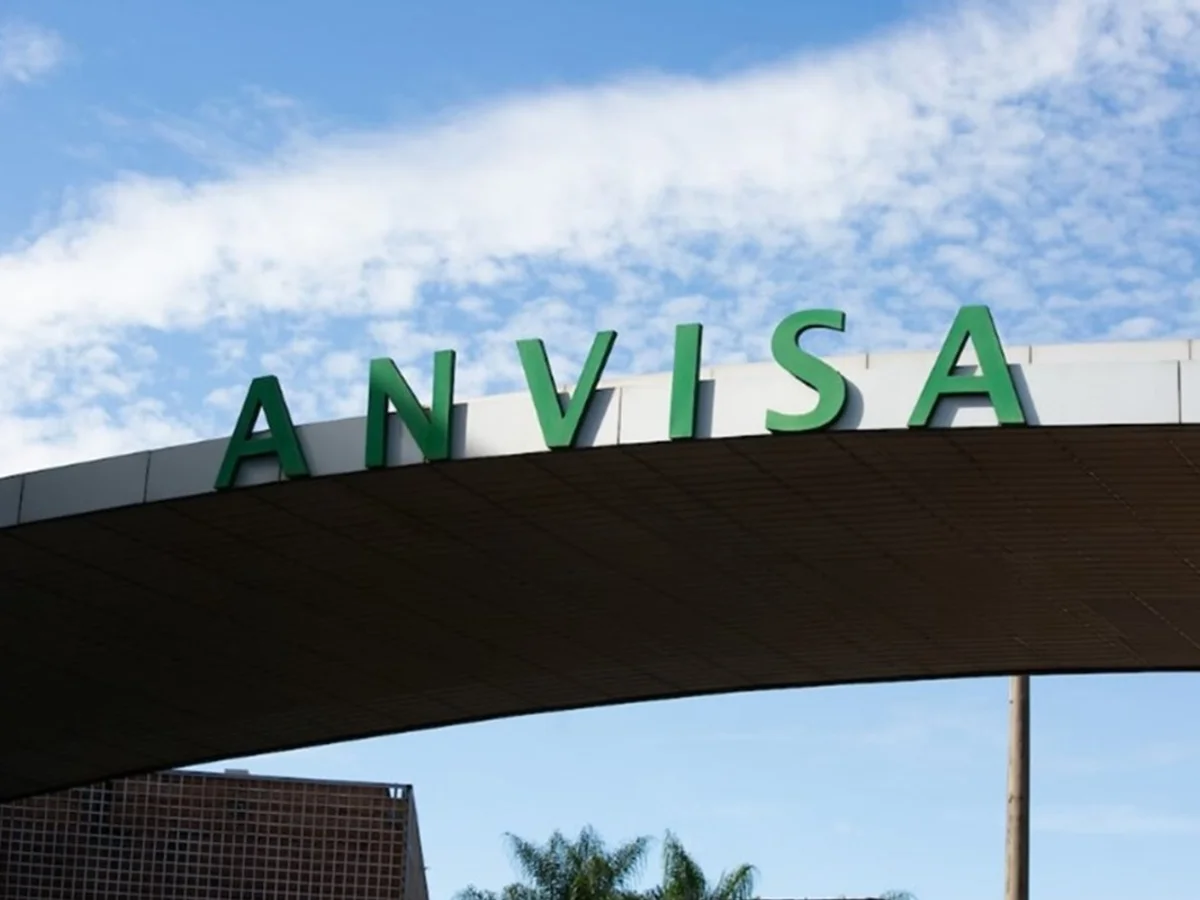 Anvisa suspende comercialização de medicamentos em distribuidora no DF