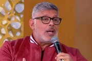 Frota fala sobre passaporte de Flávio: "Conheço como o bolsonarismo pensa"