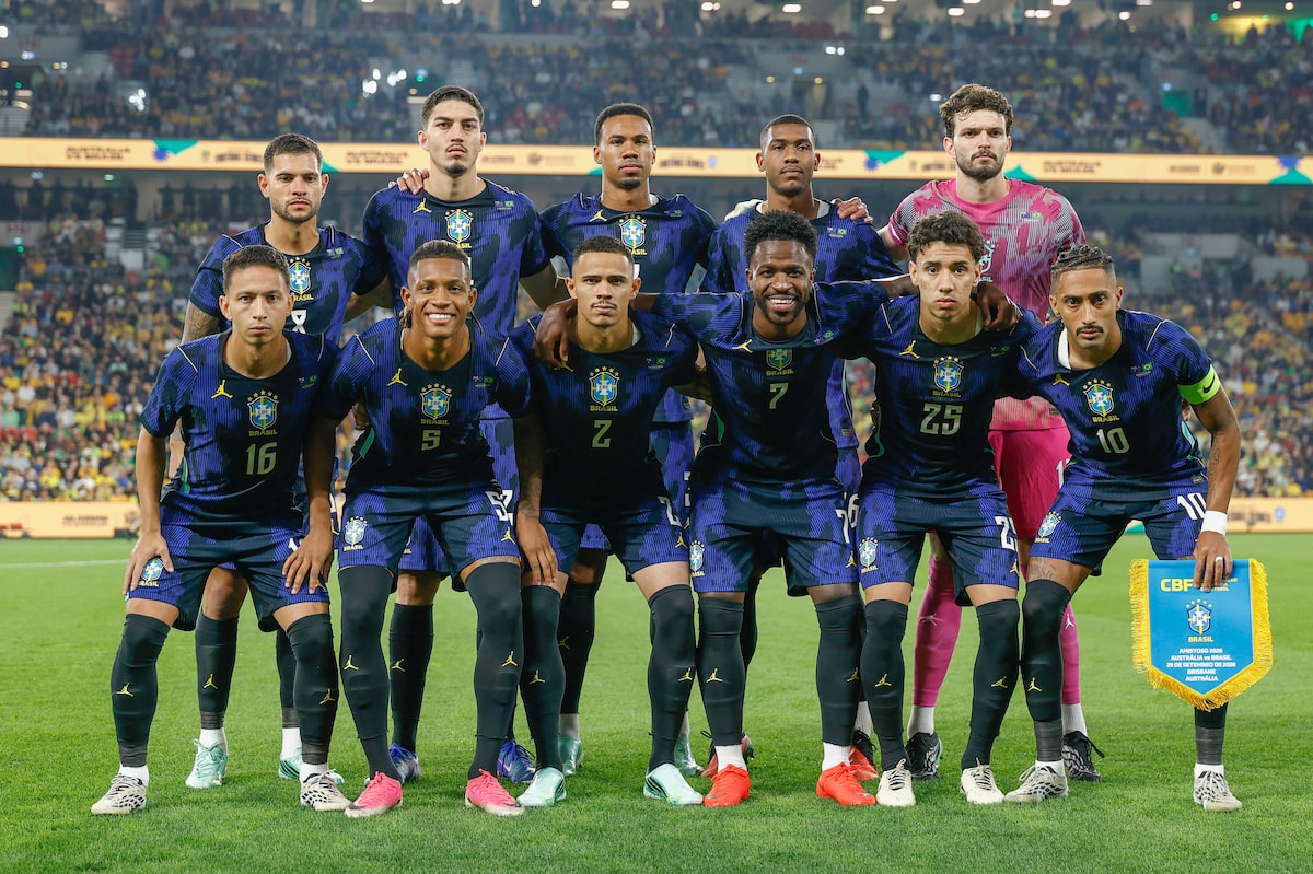 Brasil dá chance a novatos em duelo inédito contra a Índia na cidade que recebeu Pelé