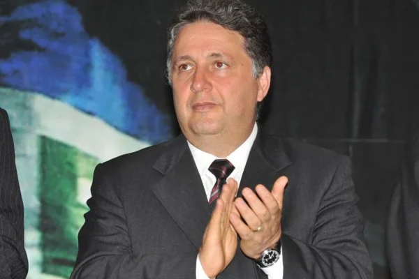 TSE: advogado de Garotinho é autor de pedido para desistir de eleição no RJ