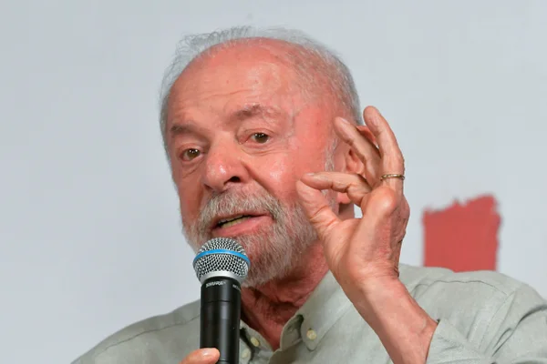Por virada, Lula faz reunião com jovens eleitos para reestruturar campanha - destaque galeria