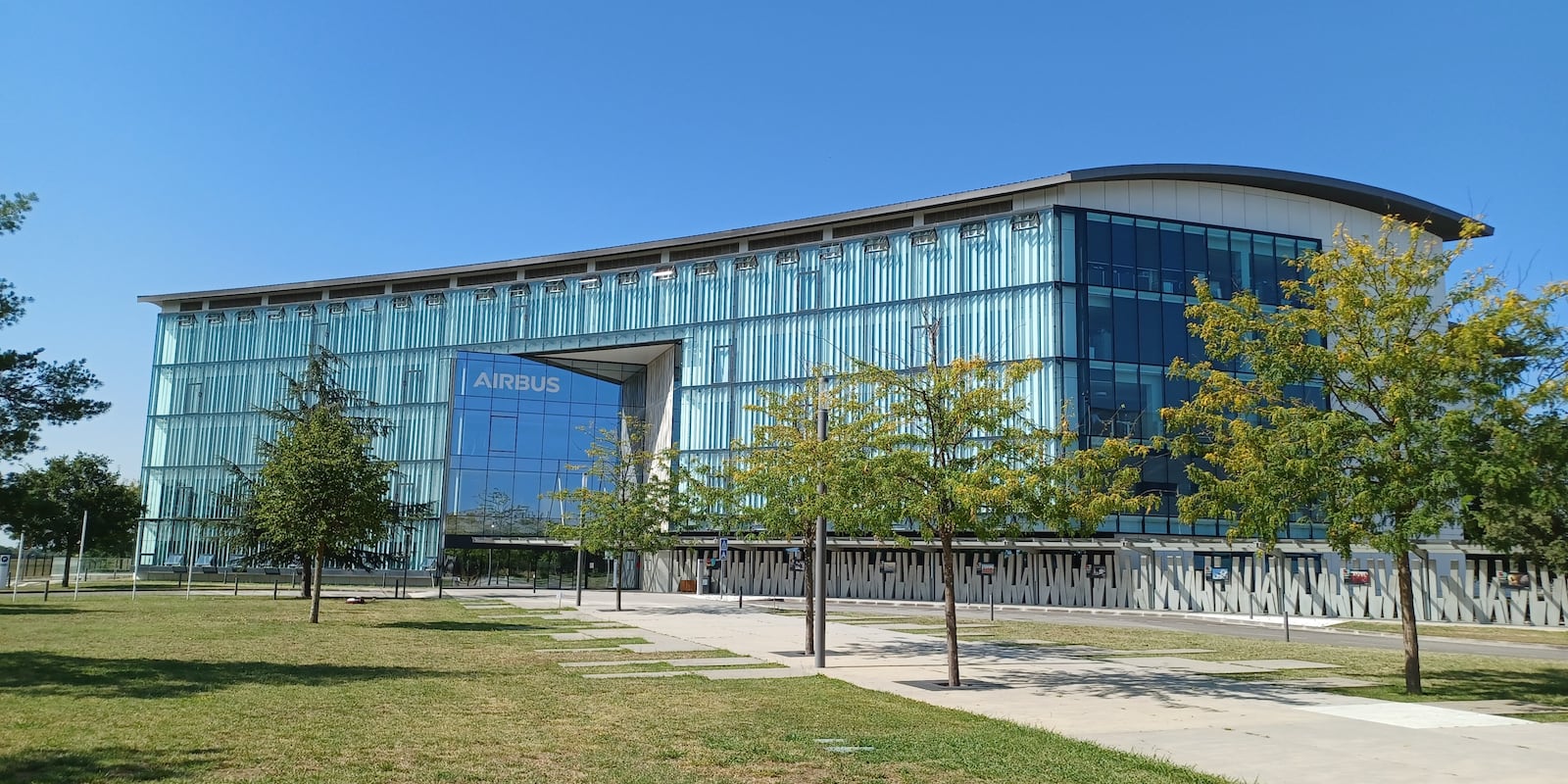 Campus a ser construído com capacidade para 1.000 alunos, em funcionamento até 2029 Arquivo Airbus