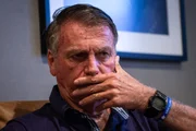 Imagem da matéria: Homem do Maranhão usa nome de Bolsonaro para prestar serviço nas eleições