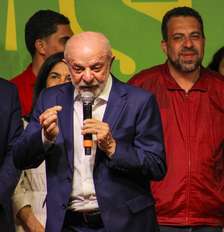 Lula (PT) discursa após disputa do primeiro turno das eleições presidenciais Foto: GABRIELA PEREIRA/ENQUADRAR/ESTADÃO CONTEÚDO / Estadão