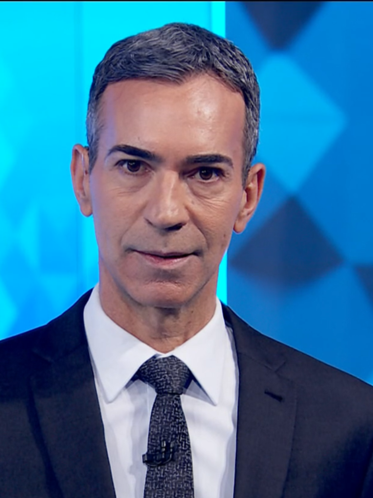 César Tralli diz que decisões judiciais 'interferiram na liberdade' da Globo de realizar debates