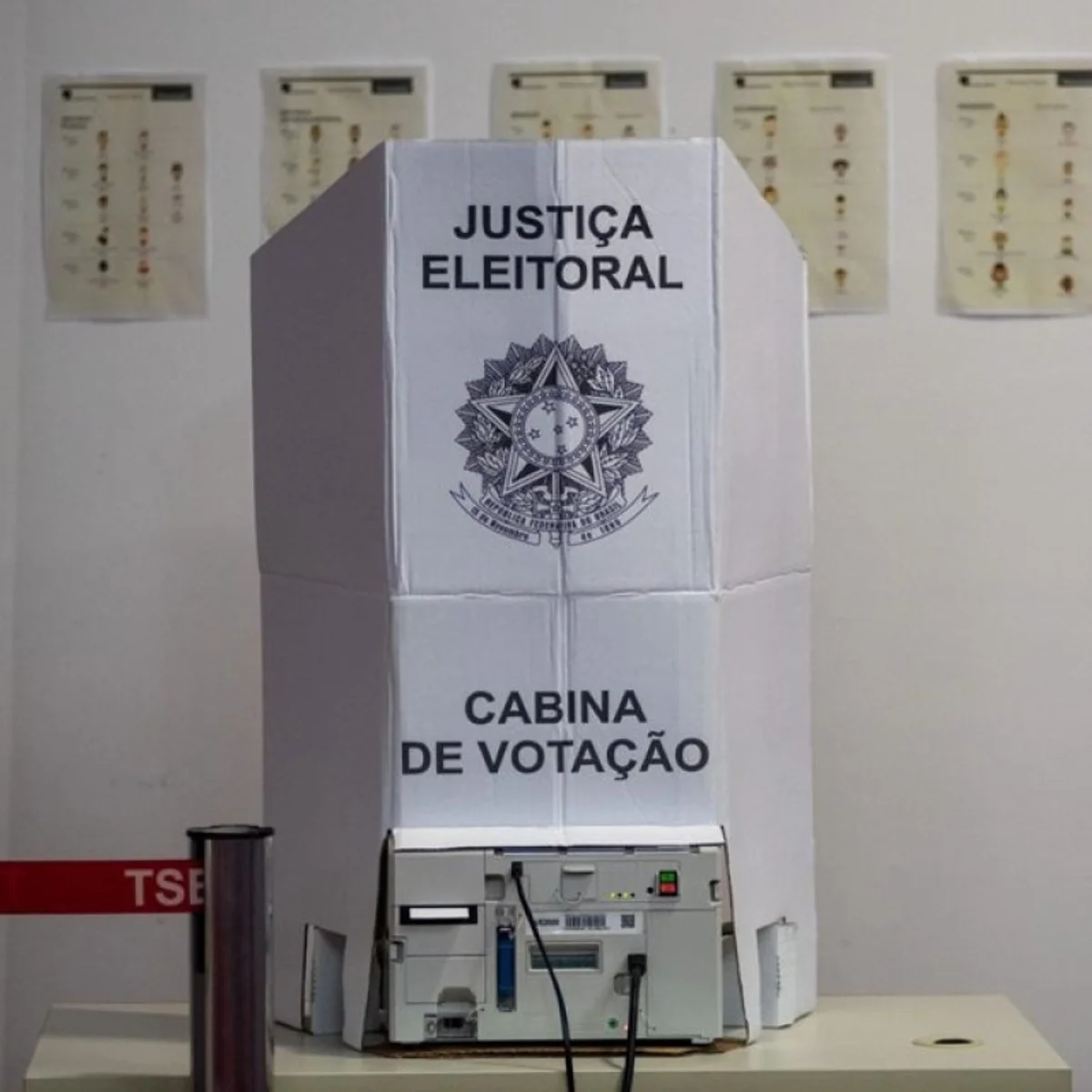 Confira a lista de deputados federais eleitos por Goiás