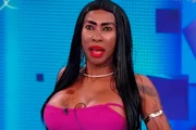 A cantora Inês Brasil