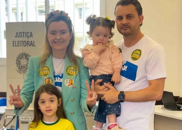 Do altar à urna: assim como Moro e Rosângela, conheça 22 casais que se candidataram juntos nas Eleições de 2026 e ganharam