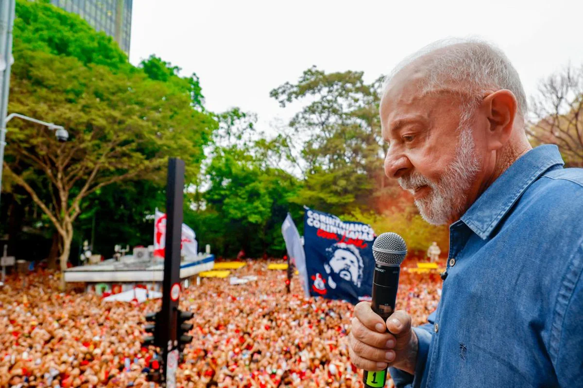 Lula leva segurança e 6x1 à TV na véspera de votações no Senado